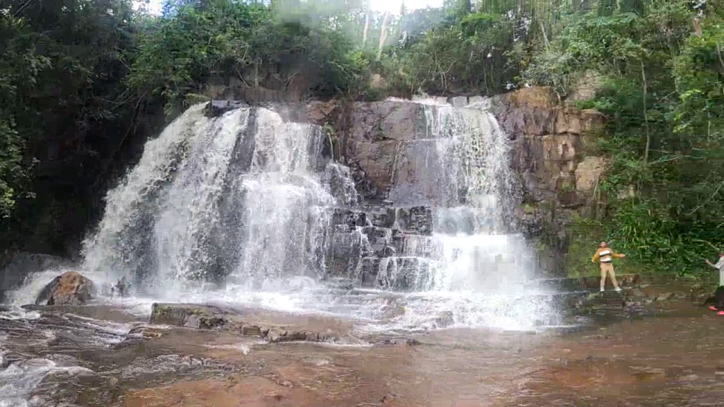 3 Days Karera Waterfalls Tour